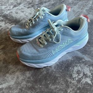 SOLD Hoka One One W Bondi 7 Size 9.5 excellent condition